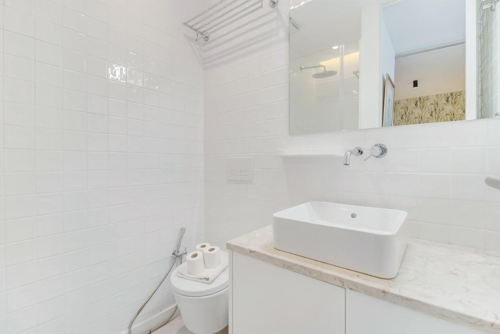 1br Charming In The Heart Of Santos | By Airnest * Lissabon